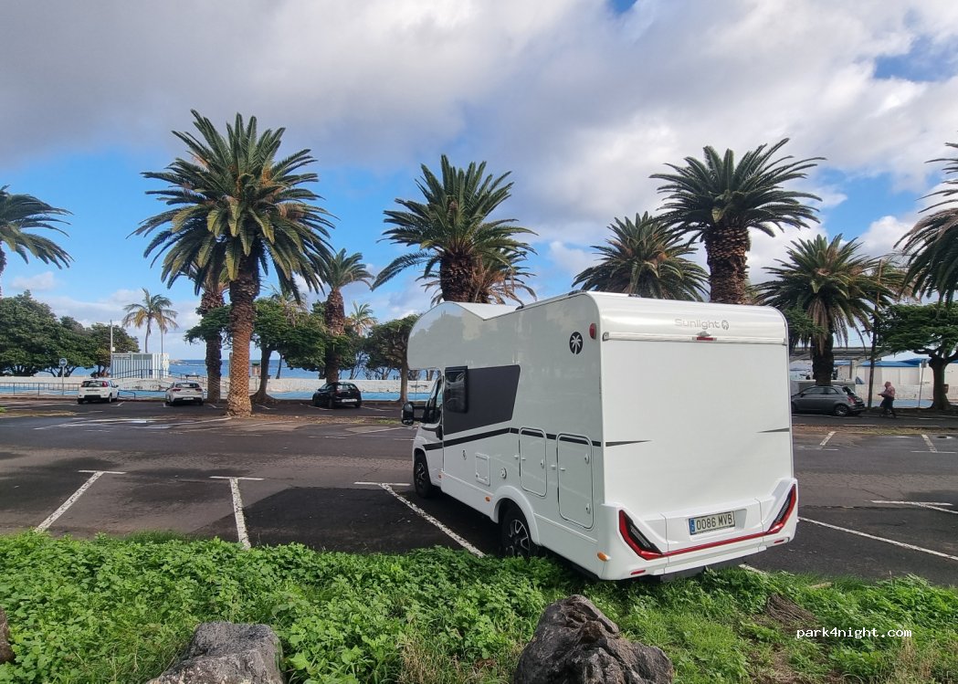 (38129) Santa Cruz de Tenerife - 111 Lugar Playa Teresitas — foto 4