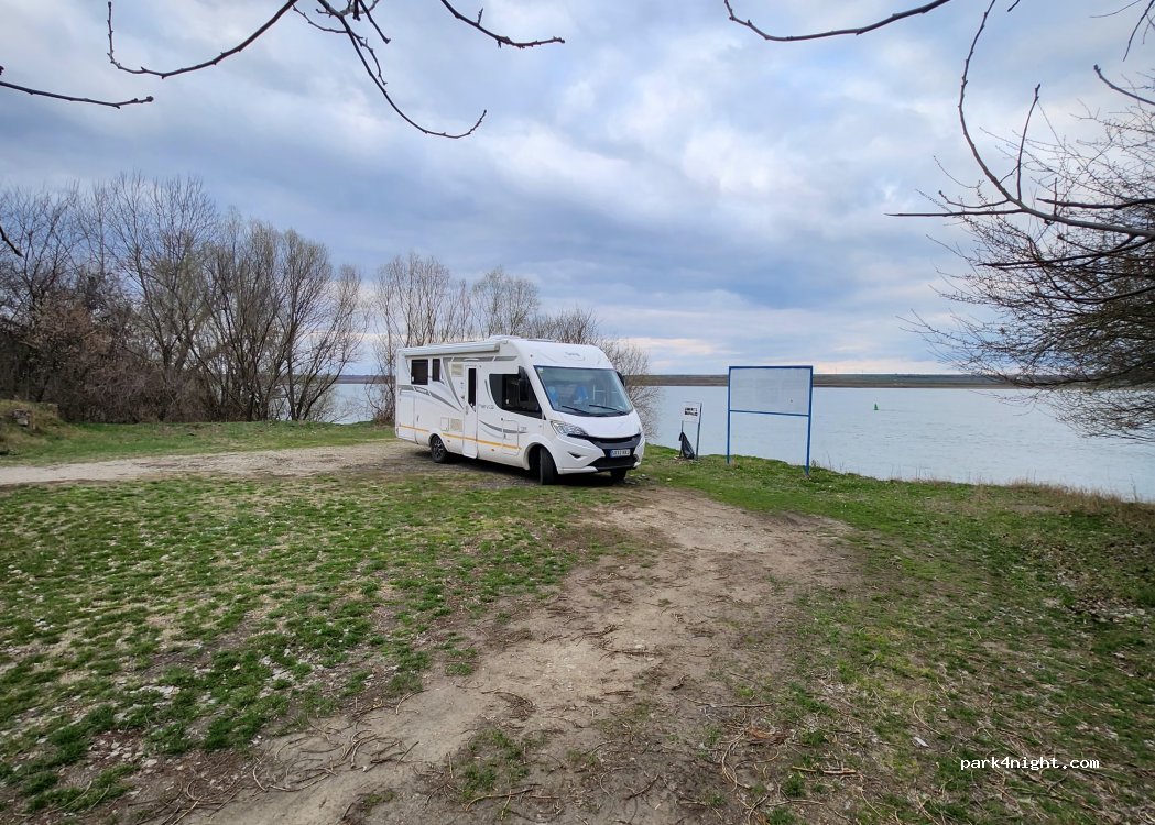 (3779) Vrav - Unnamed Road — foto