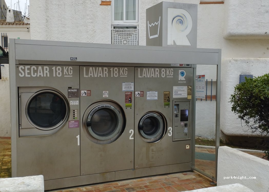 (8200-604) Albufeira - 90 Rua Ramalho Ortigão — foto