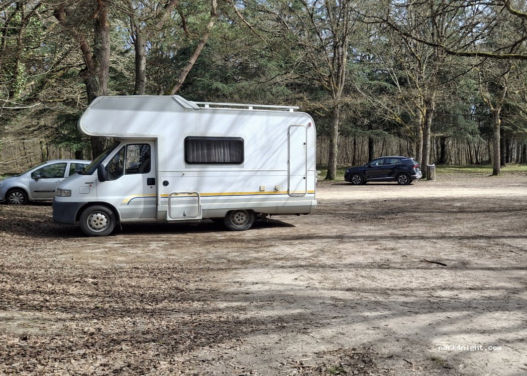 (45800) Saint-Jean-de-Braye - Unnamed Road — foto