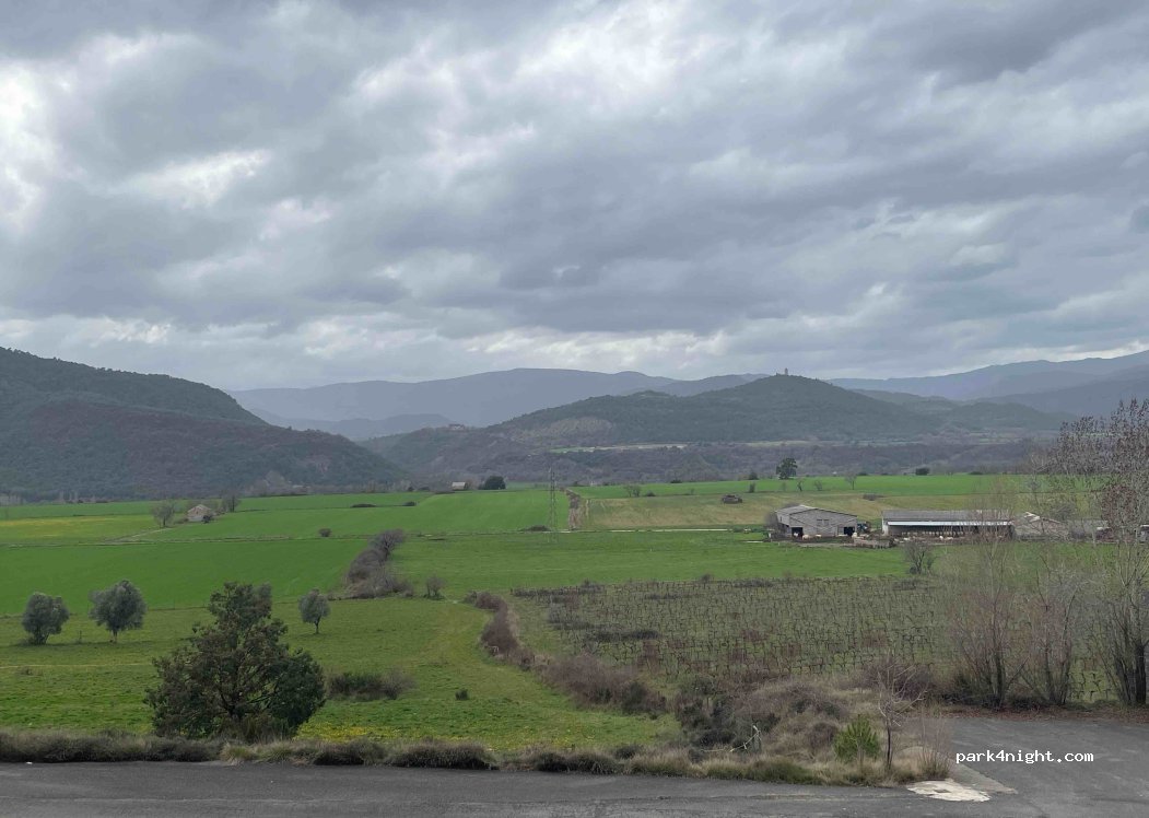 (22330) Huesca - 49 Avenida Pirenaica — foto 2