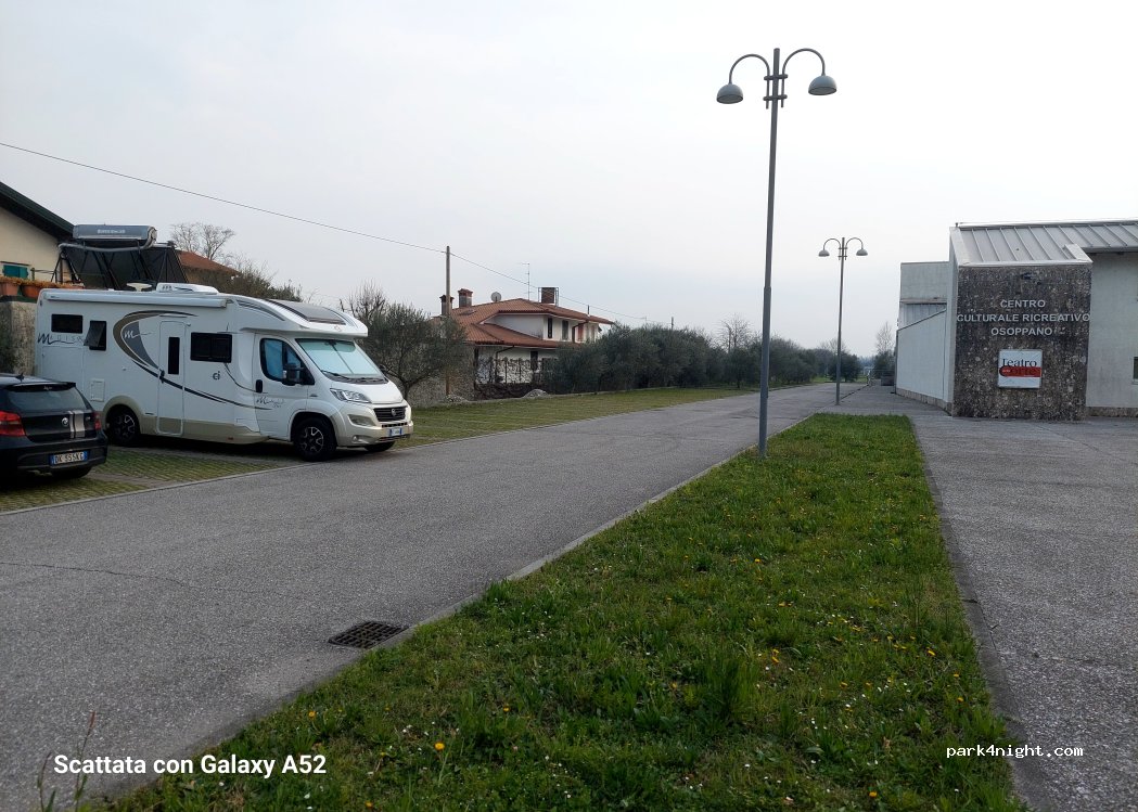 (33010) Osoppo - 2 Via San Martino — foto