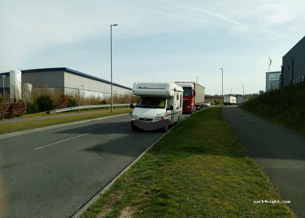 (SP4 7YR) Salisbury - Meridian Way — foto 2