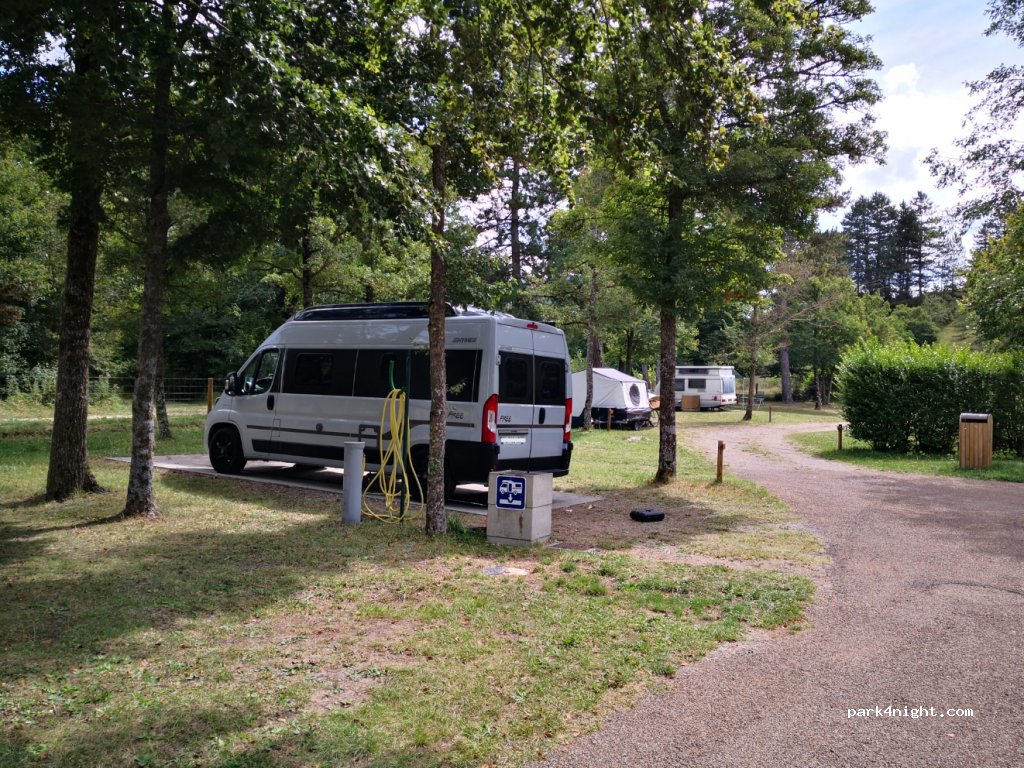 Camping Les Berges du Bramont — foto
