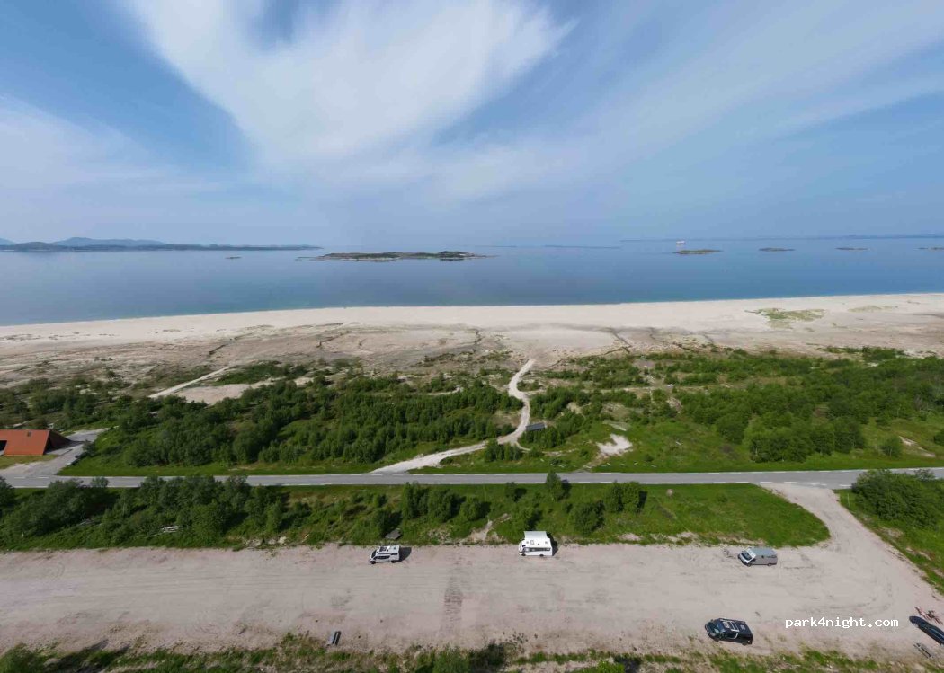 (8130) Sandhornøy - Fylkesveg 478 — foto 2
