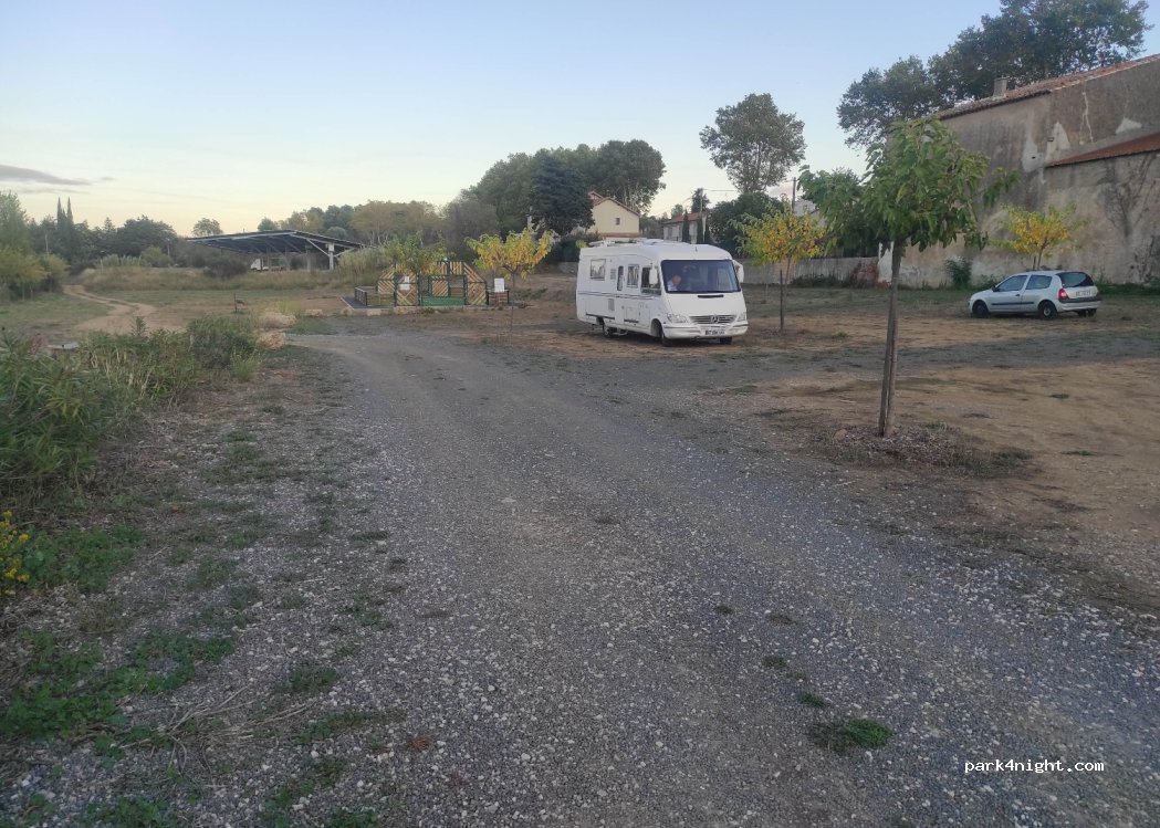(11220) Tournissan - 2-4 Rue des Jardins — foto 3