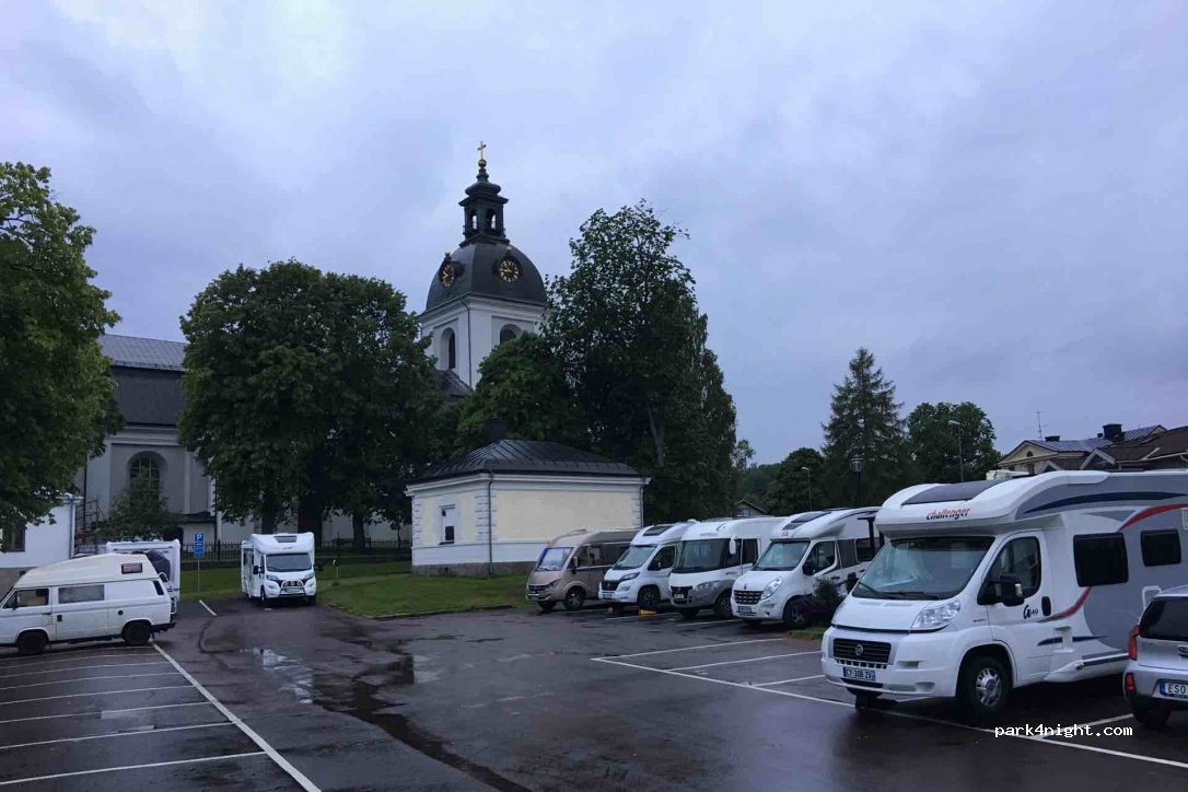 Kyrkviken Ställplats — foto