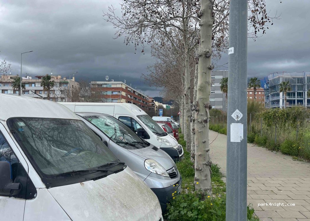 (08840) Viladecans - 65 Carrer d'Antonio Machado — foto 3