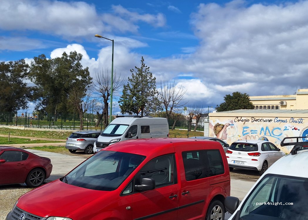 (41012) Sevilla - s/n Avenida de las Razas — foto 2