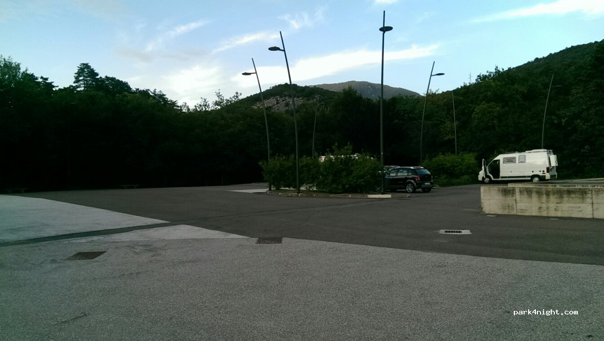 (38068) Rovereto - 3 Via Miravalle — foto 3
