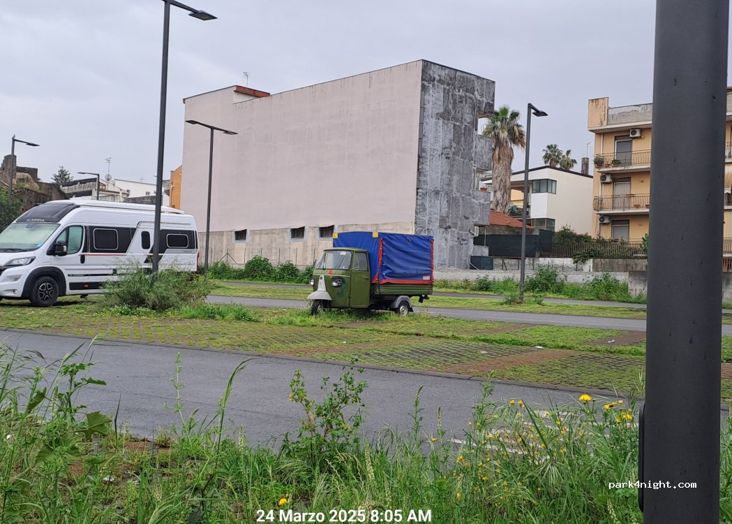 (95014) Giarre - 93 Via Teatro — foto 2