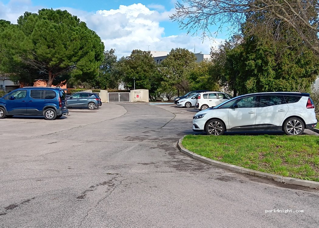 (34120) Pézenas - 4 Rue Louis Audibert — foto 2
