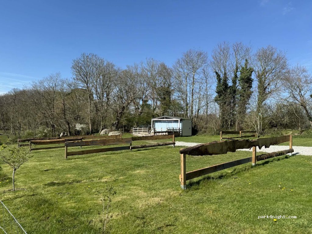 Camping à La Ferme Du Guéric — foto