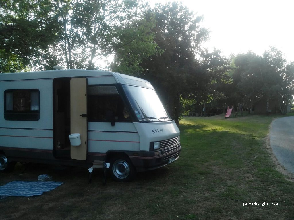 (12290) Canet-de-Salars - Fontanelles — foto