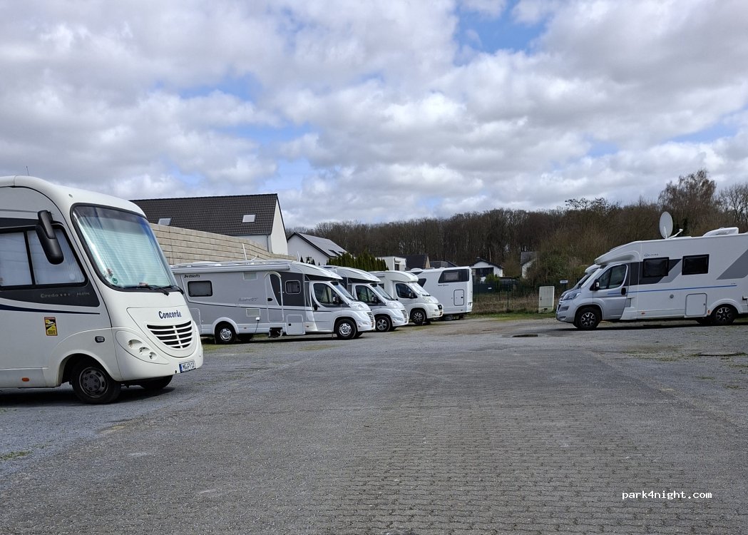 (41379) Brüggen - 42 – 44 Sankt-Barbara-Straße — foto 2
