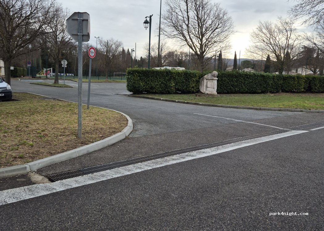 (83170) Camps-la-Source - 255 Route de Toulon — foto 5