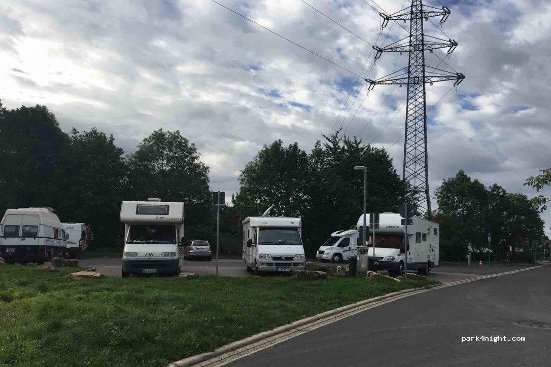 Wohnmobilstellplatz Niestetal — foto
