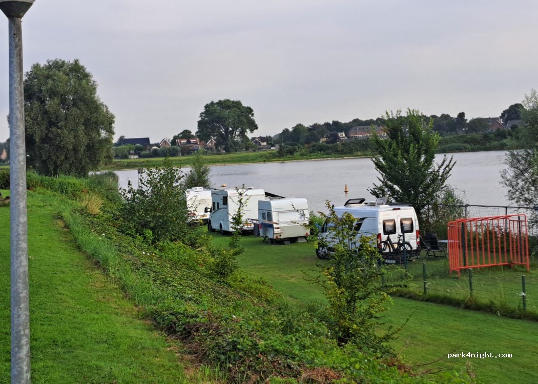 Camping "De Hoge Waard" — foto