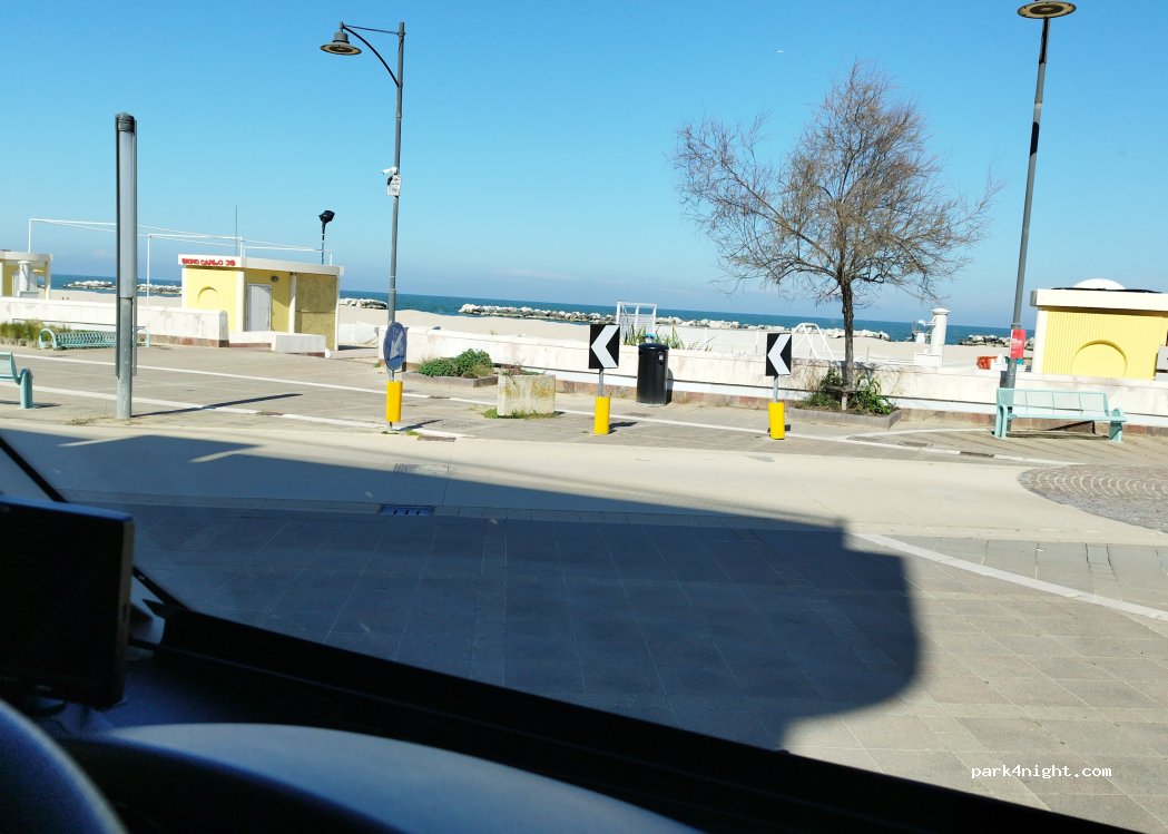 (47814) Bellaria-Igea Marina - 1 Viale G. Pascoli — foto