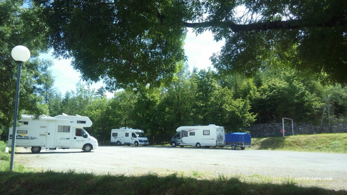 Aire de camping-cars Montdardier — foto