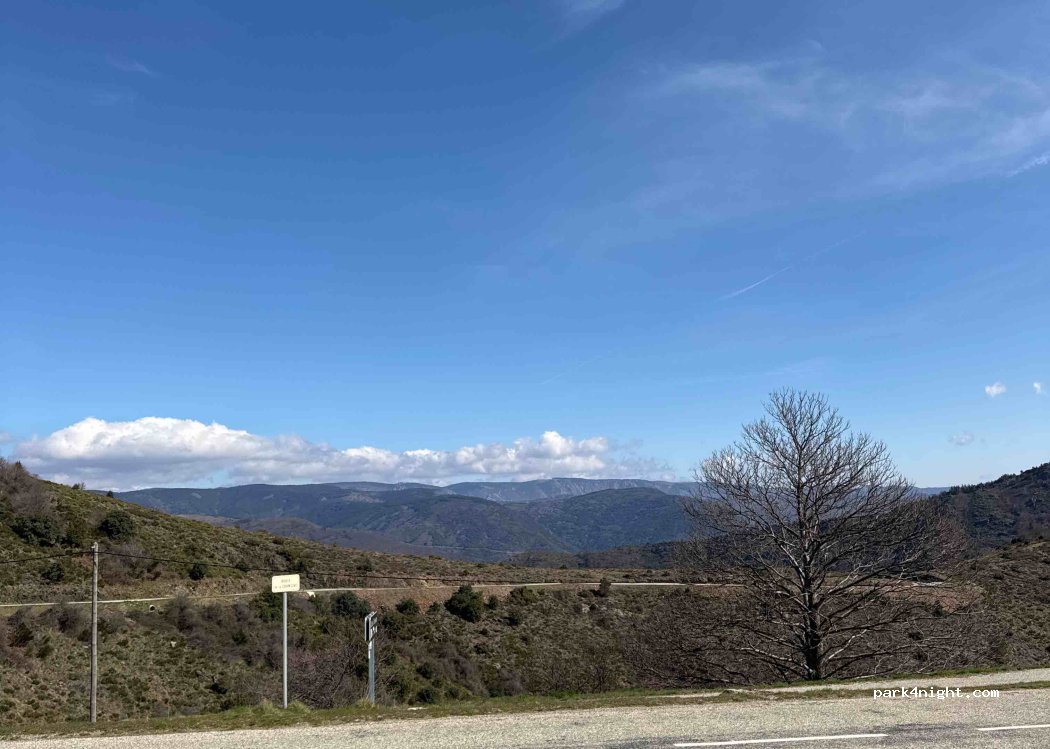 (07140) Malarce-sur-la-Thines - 1970 Route de la Corniche — foto