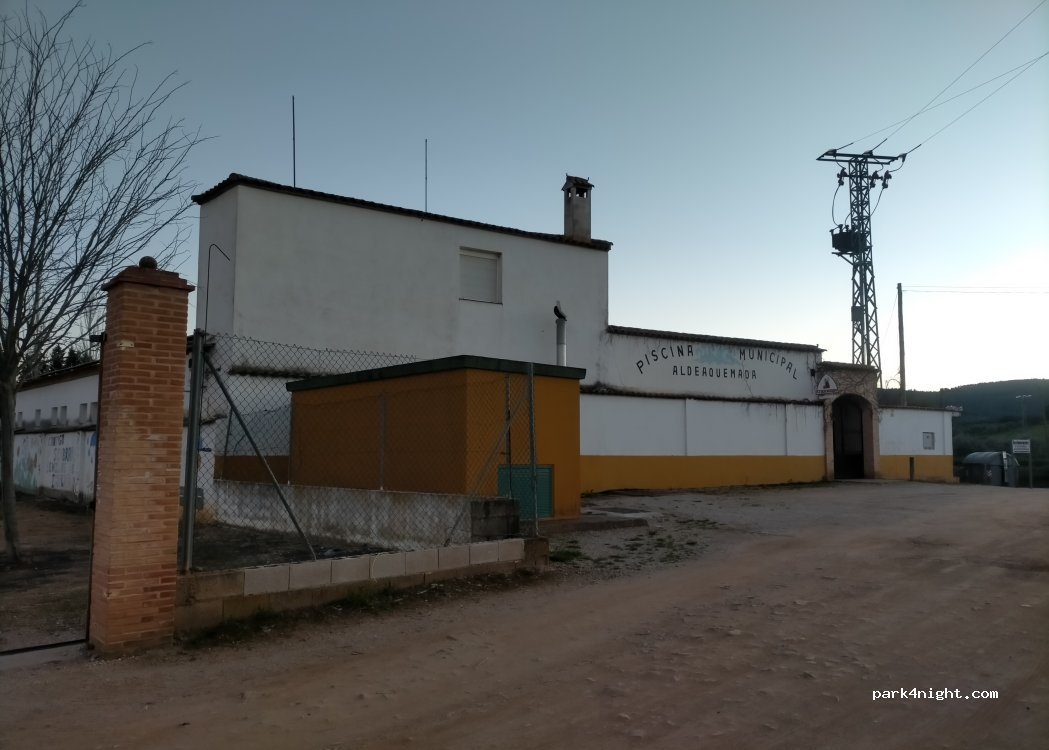 (23215) Aldeaquemada - 44 J-6110 — foto