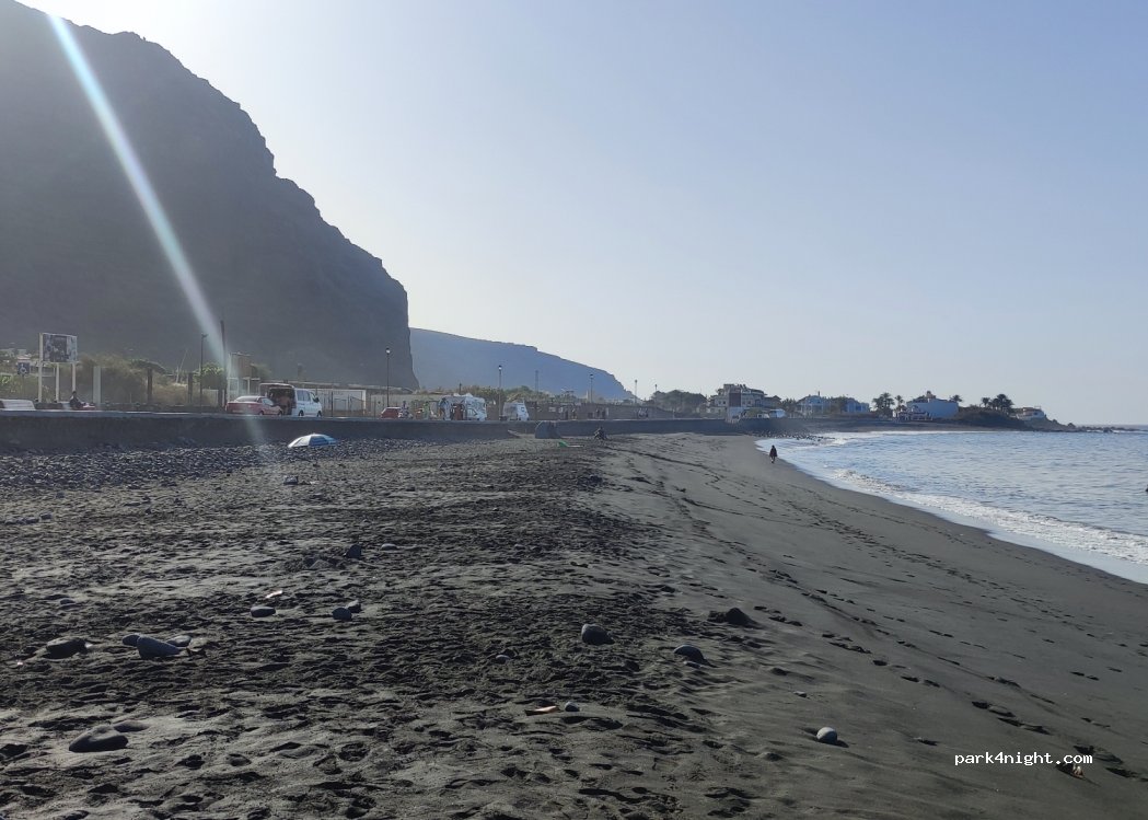 (38870) Valle Gran Rey - 78-110 Avenida Marítima la Playa - la Puntilla — foto 3