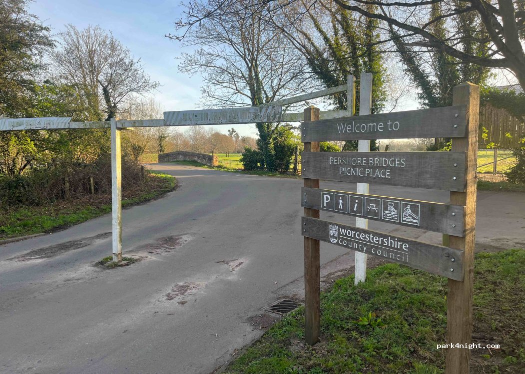 (WR10 1AT) Pershore - 82 B4084 — foto 2