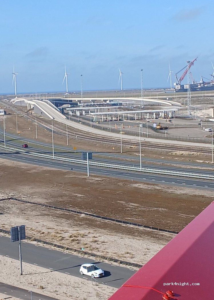 (3199 KG) Maasvlakte Rotterdam - 301 Prinses MÃ¡ximaweg — foto 2