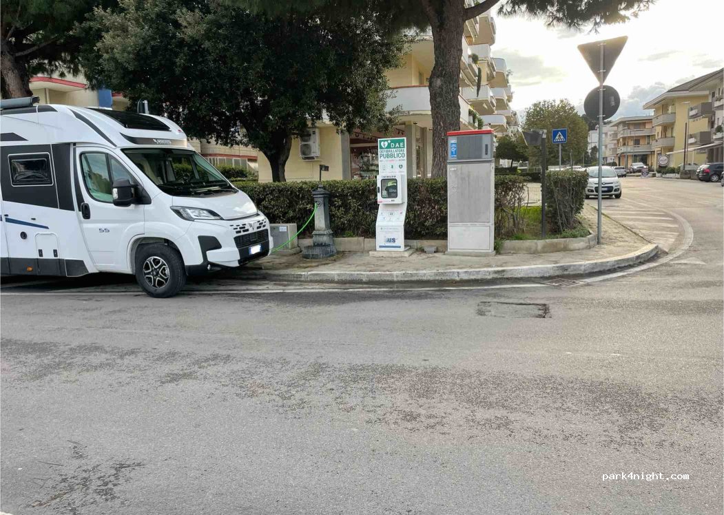 (64011) Alba Adriatica - 62 Via Olimpica — foto