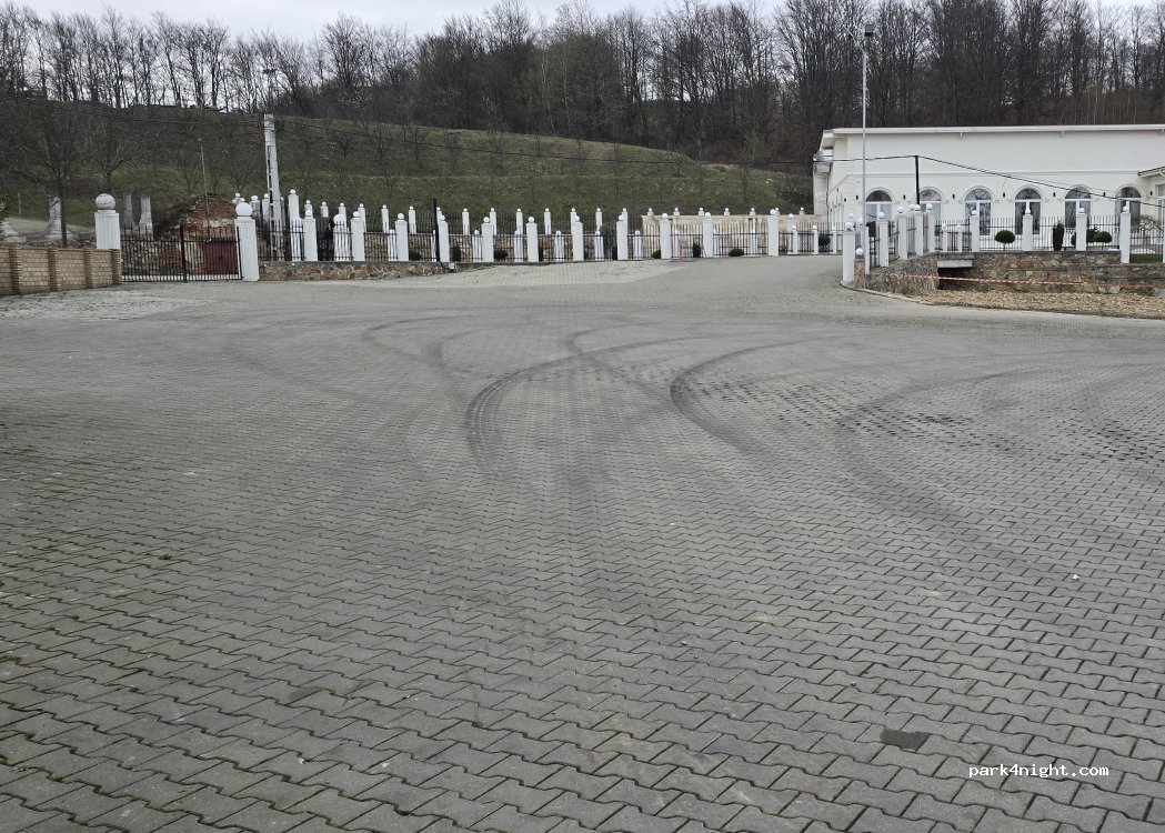 (407441) Bucea - — foto