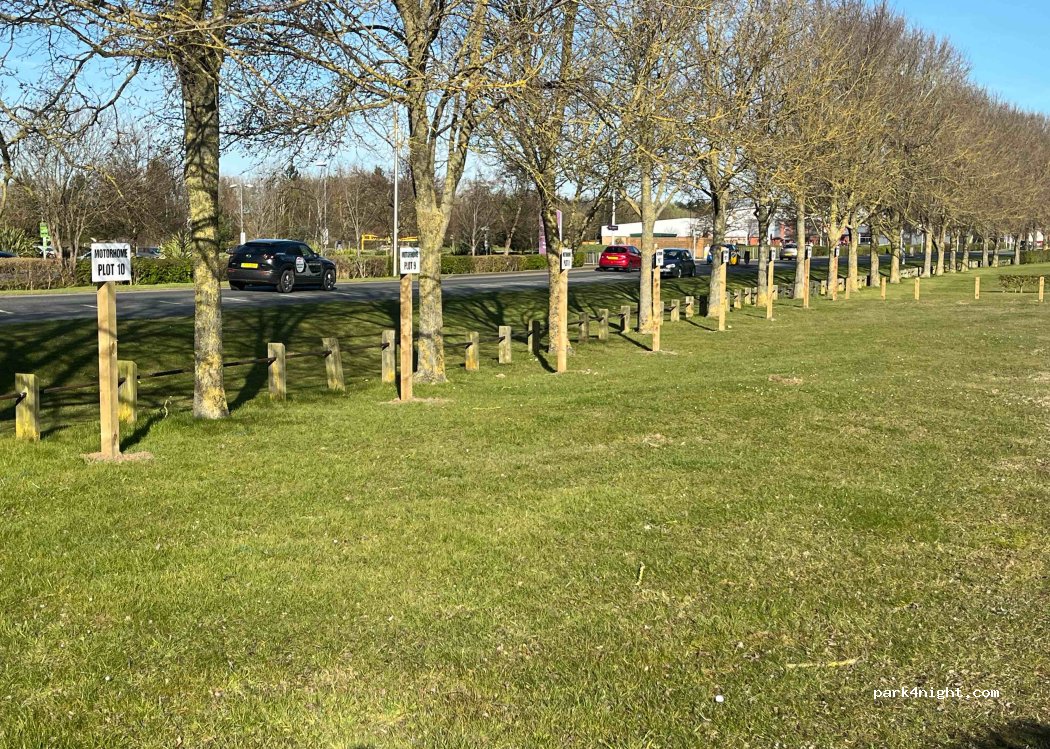Thrunscoe Land Motorhome Parking — foto 4