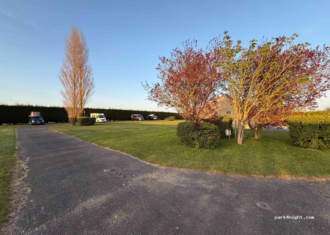 Highfield Farm Touring Park — foto 5