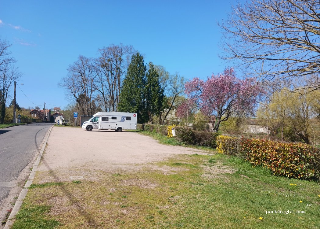 (03220) Chavroches - 3 Le Saule — foto
