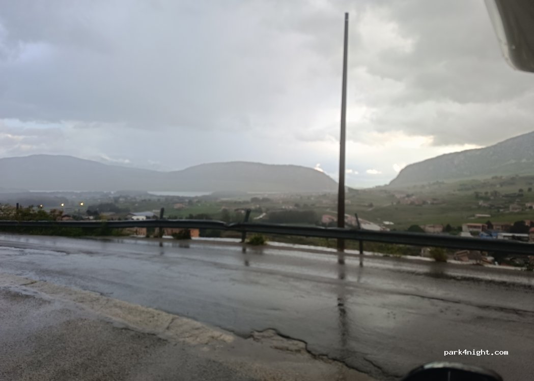 (90037) Piana degli Albanesi - 28 Via San Michele — foto