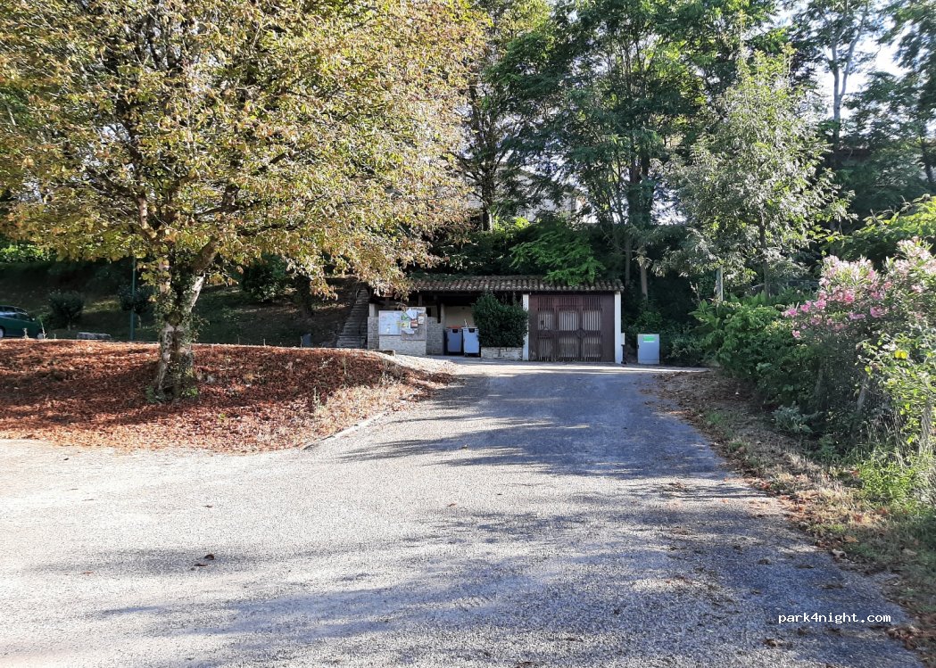 (47130) Clermont-Dessous - Unnamed Road — foto 3