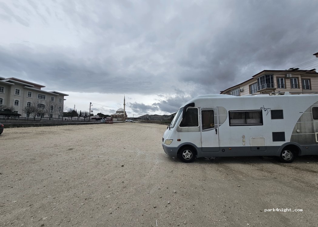 (15100) Burdur Merkez - D330 — foto