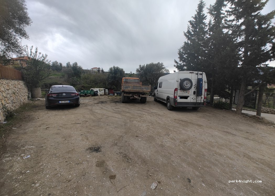 (1007) Pëllumbas - Unnamed Road — foto