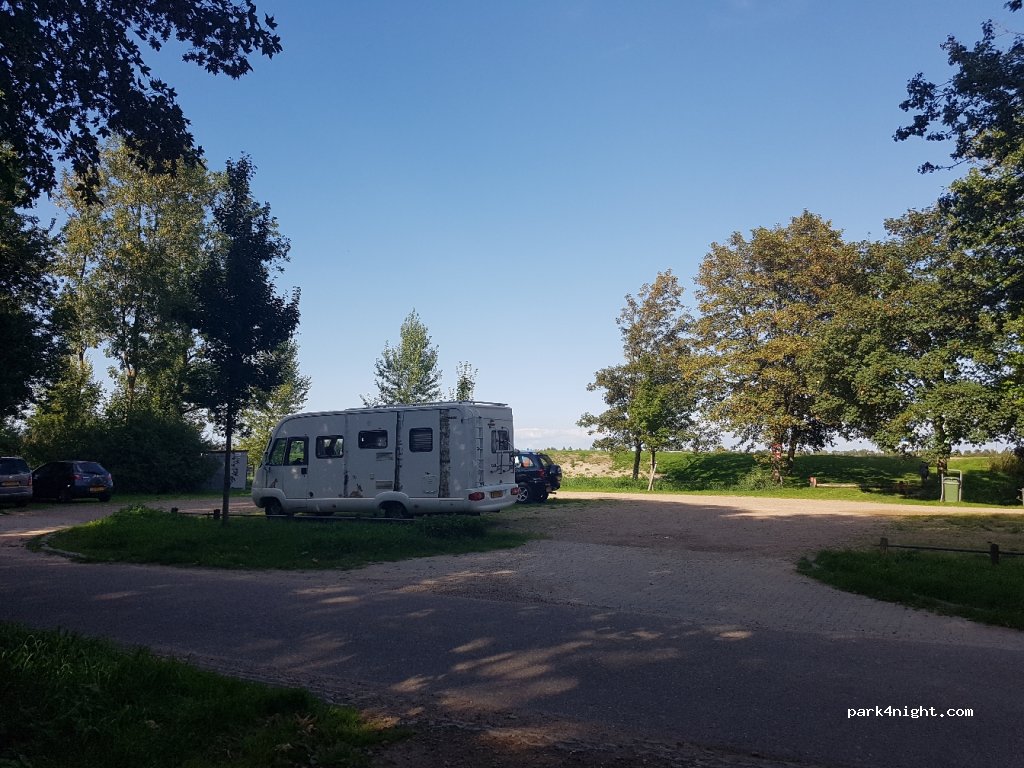(8245 AB) Lelystad - 7 Uilenweg — foto 2