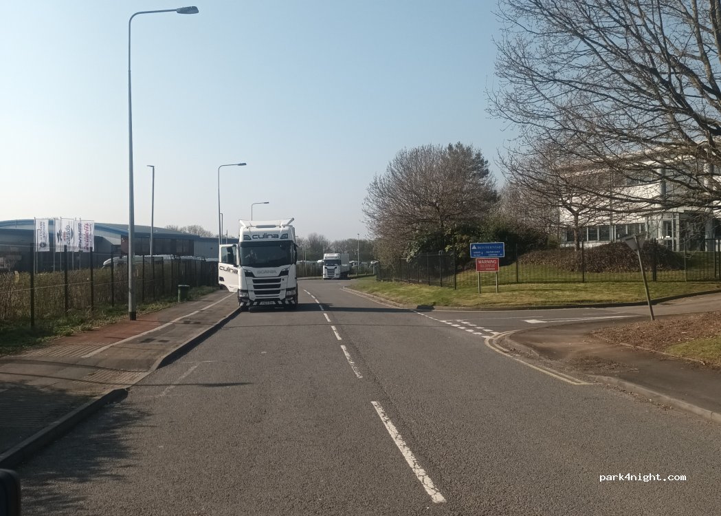 (ST16 1SE) Stafford - Mustang Drive — foto
