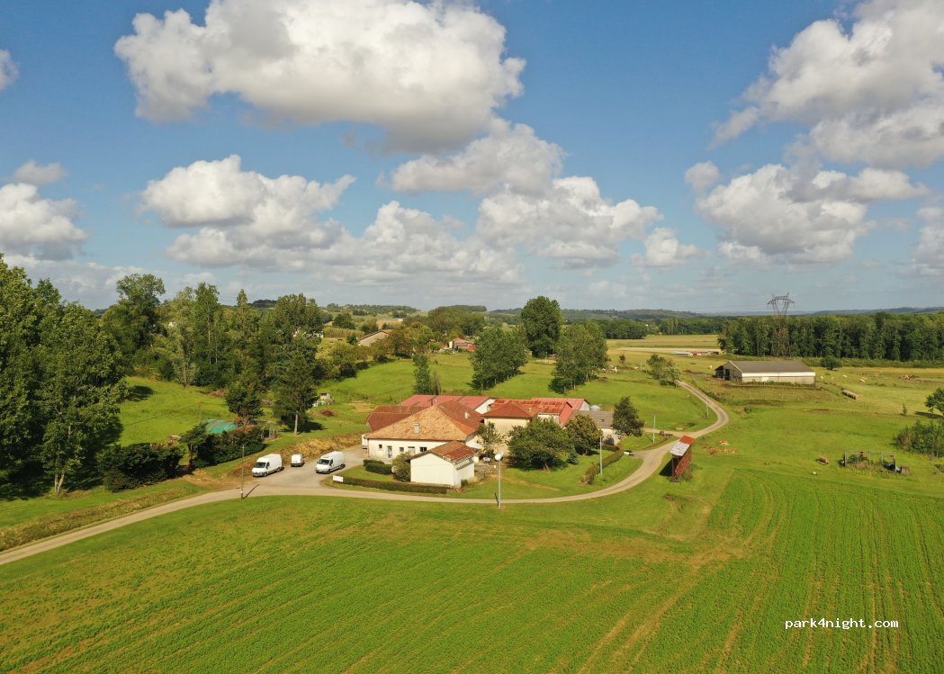 Camping à la Ferme Lacoume — foto