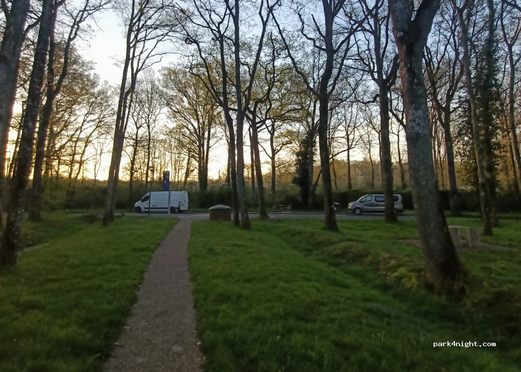 (37110) Auzouer-en-Touraine - A10 — foto 2