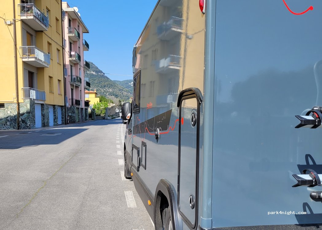 (17024) Finale Ligure - 57 Via Lungosciusa — foto 4