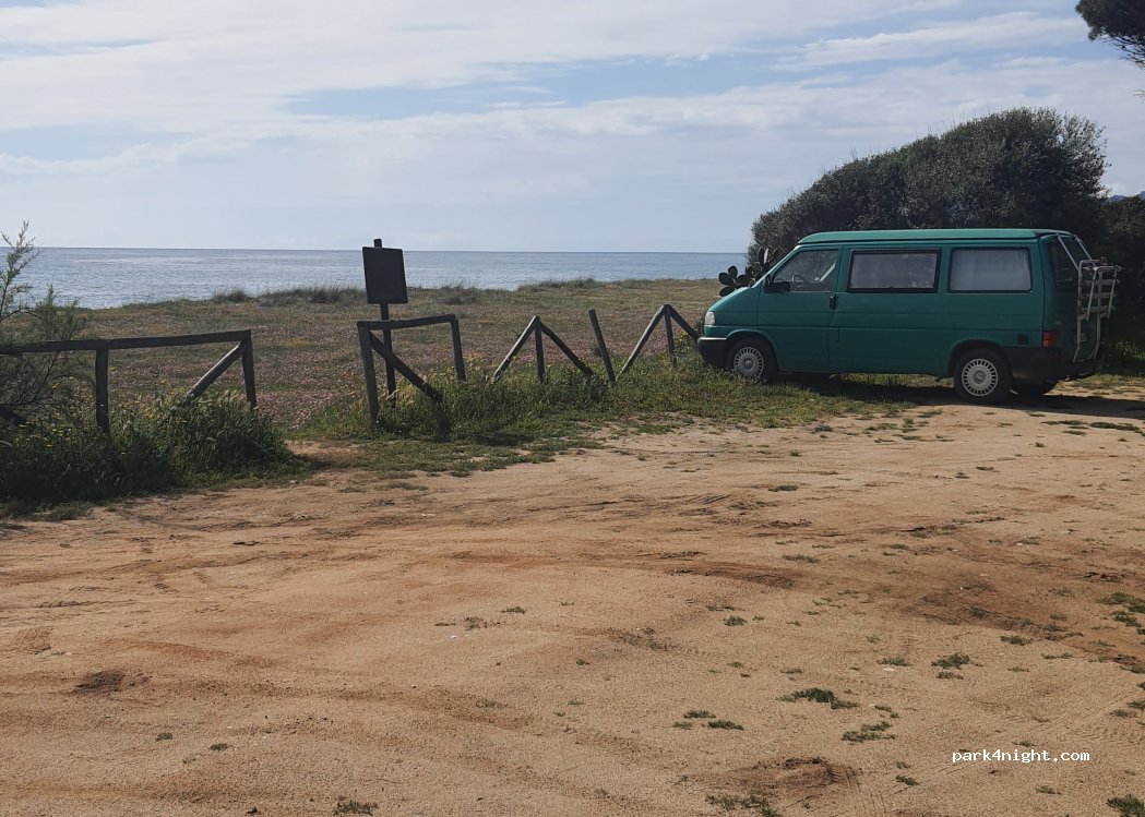 (08042) Bari Sardo - Unnamed road — foto