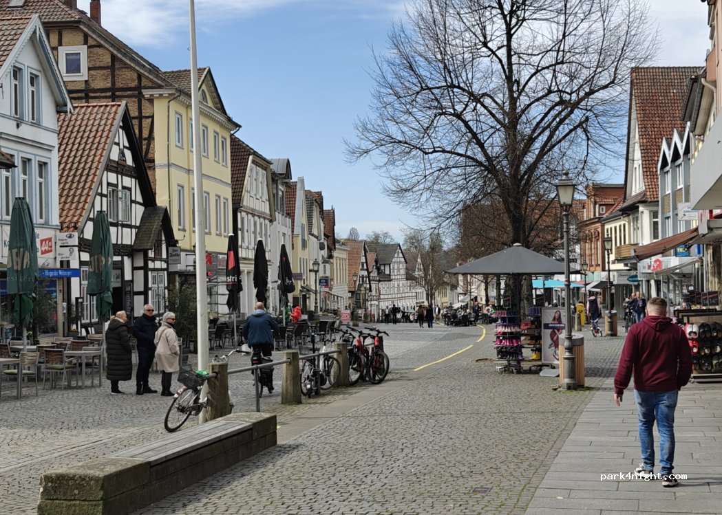 (31675) Bückeburg - Unterwallweg — foto 3