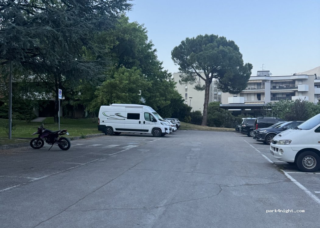 (38066) Riva del Garda - 48 Via Maria Montessori — foto 2
