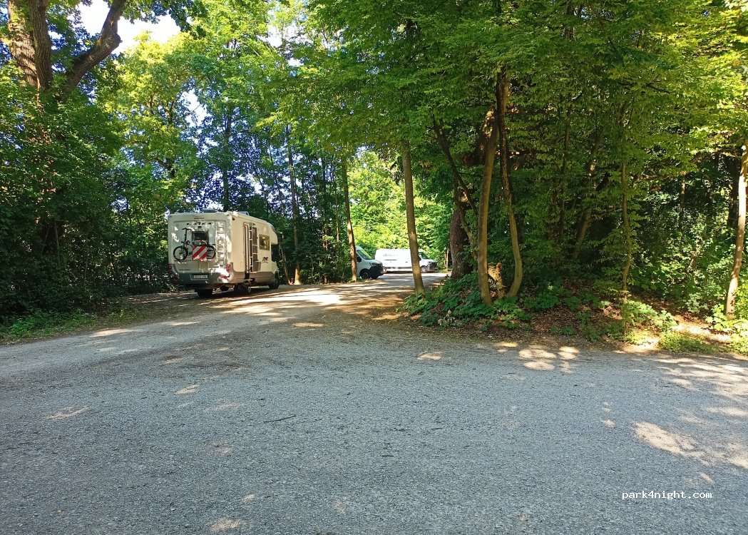 (82166) Gräfelfing - 1 Großhaderner Straße — foto 3