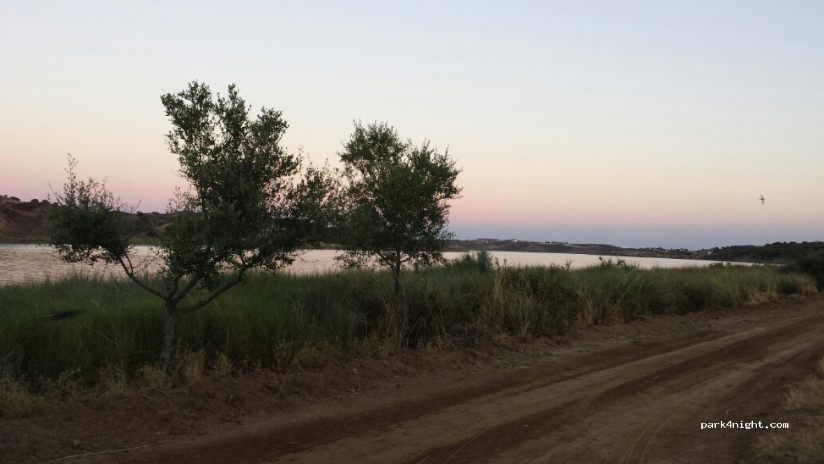 (8950) Azinhal - Unnamed Road — foto