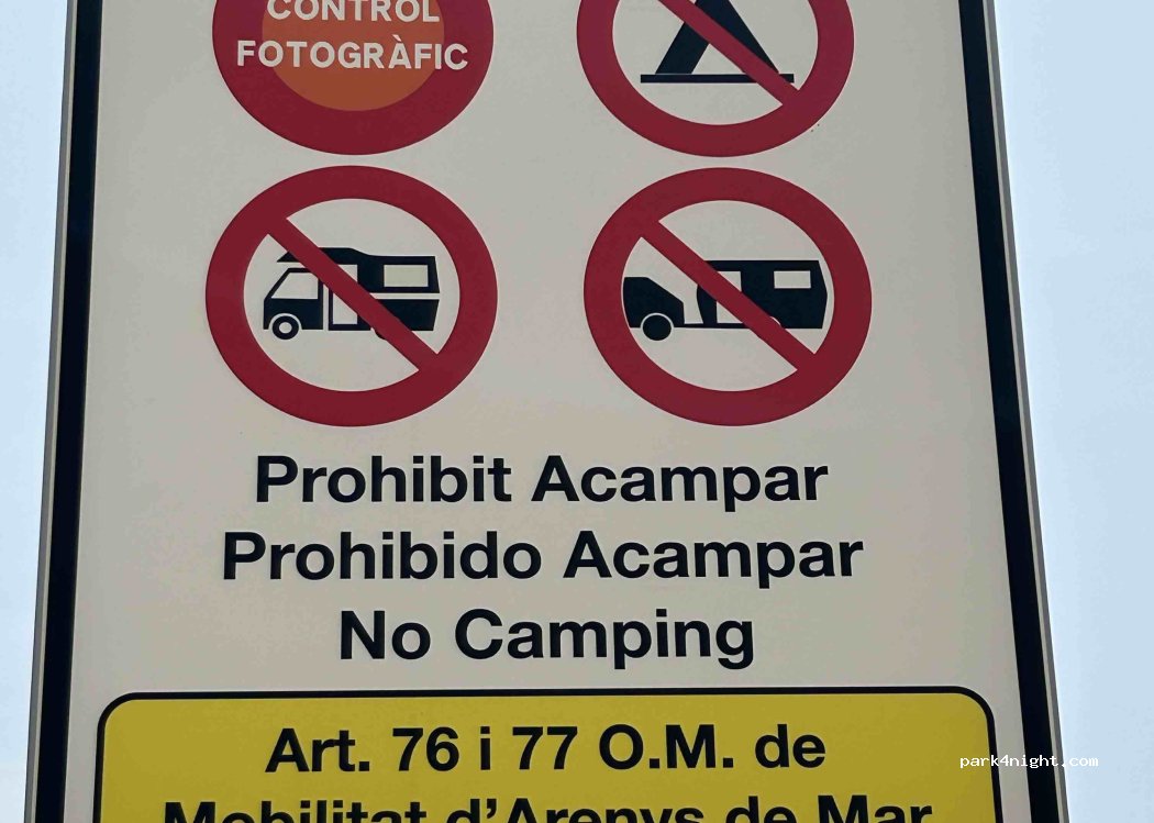 (08350) Arenys de Mar - 25 Carretera Port — foto 5