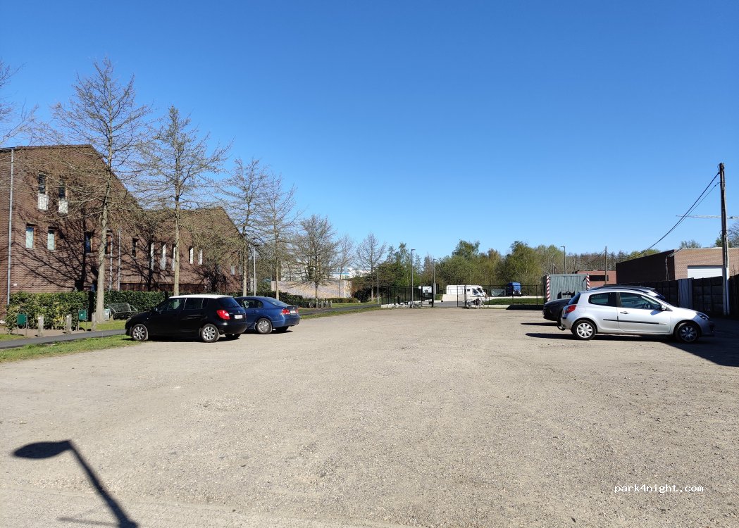 (2235) Hulshout - 88F Stationsstraat — foto